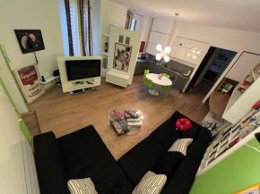 Il Monoscopio / The Monoscope - 73mq Apartment @ Porta Venezia / Milan City Center